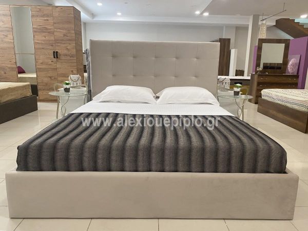 Ντυμένο κρεβάτι