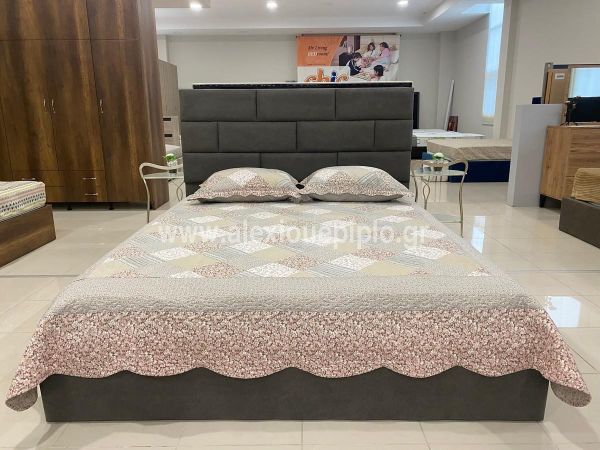 Ντυμένο κρεβάτι