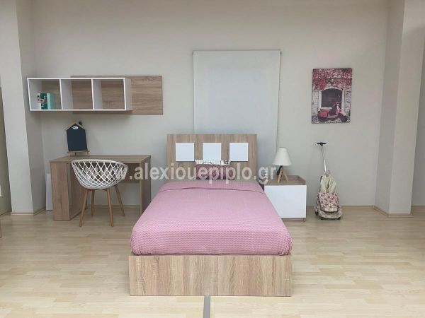 Κρεβάτι,κομοδίνο,γραφείο με εταζιέρα